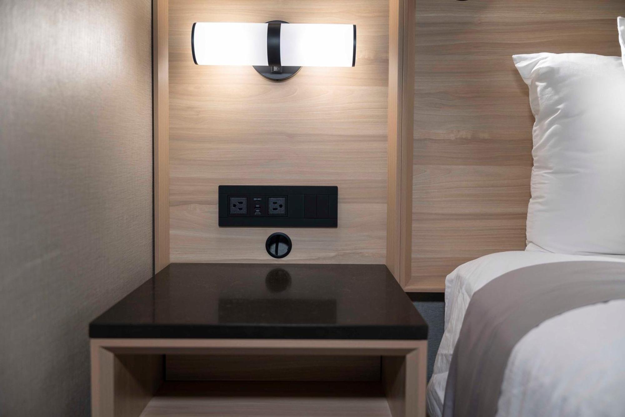 Accent Inns Vancouver Airport Richmond Ngoại thất bức ảnh
